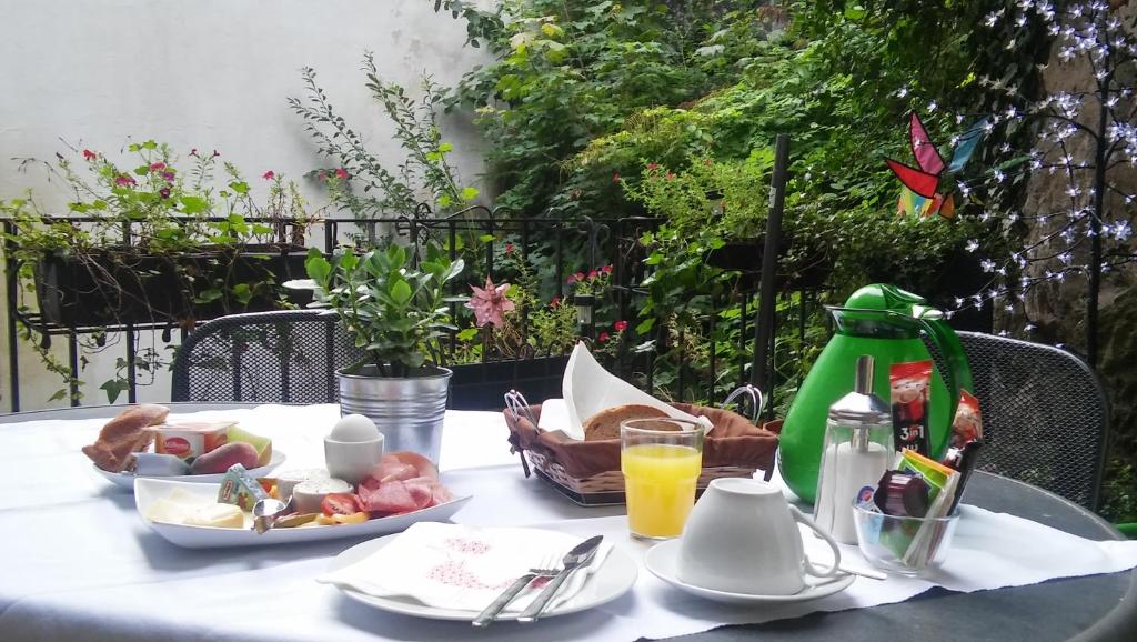 Cityhotel Junger Fuchs - غرفة متزامنة مع Terrace