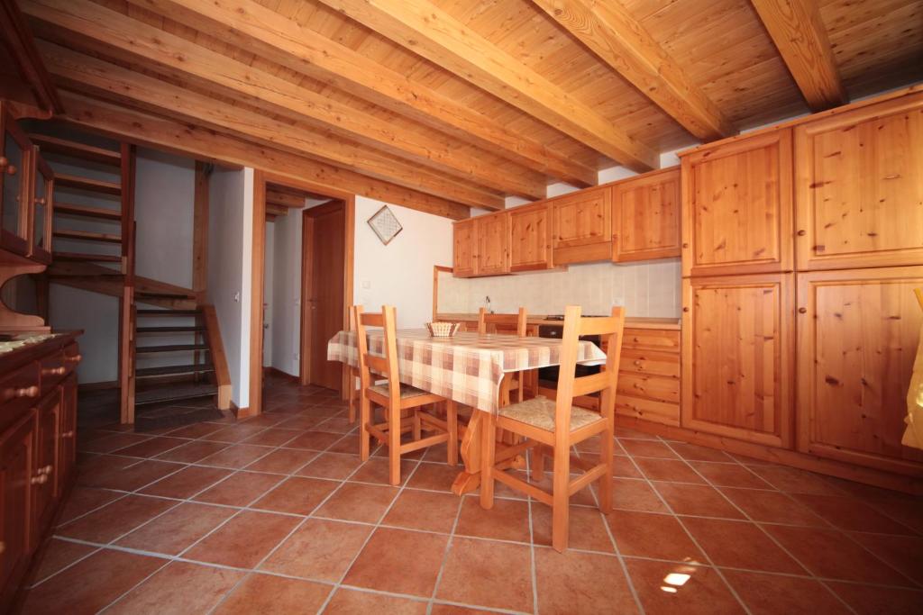 Kuchyň nebo kuchyňský kout v ubytování Albergo Diffuso Valcellina e Val Vajont in Erto