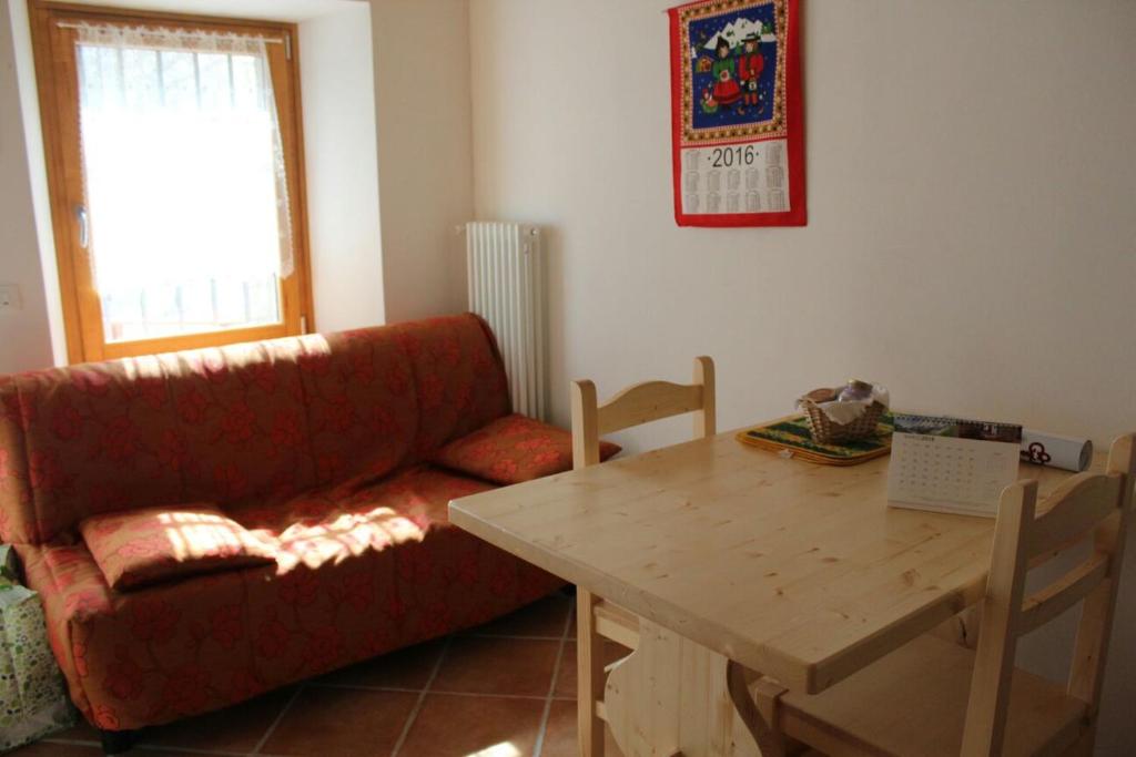 Posezení v ubytování Albergo Diffuso Valcellina e Val Vajont in Erto
