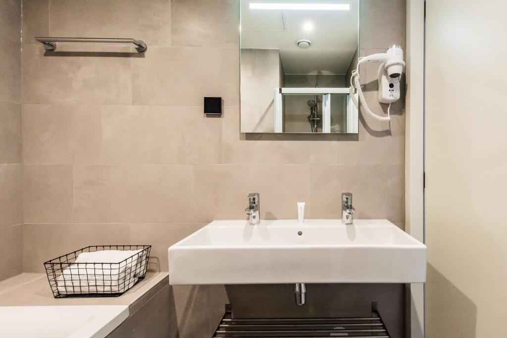 YAYS Amsterdam East by Numa - Resim 21