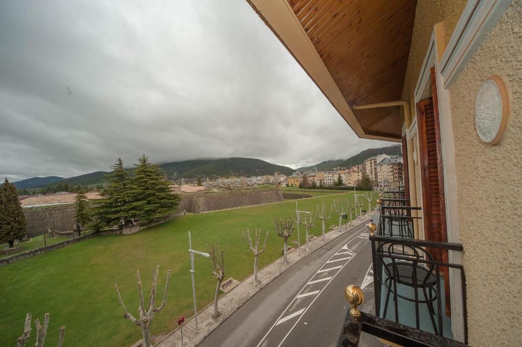 Nespecifikovaný výhled na hory nebo výhled na hory při pohledu z hotelu