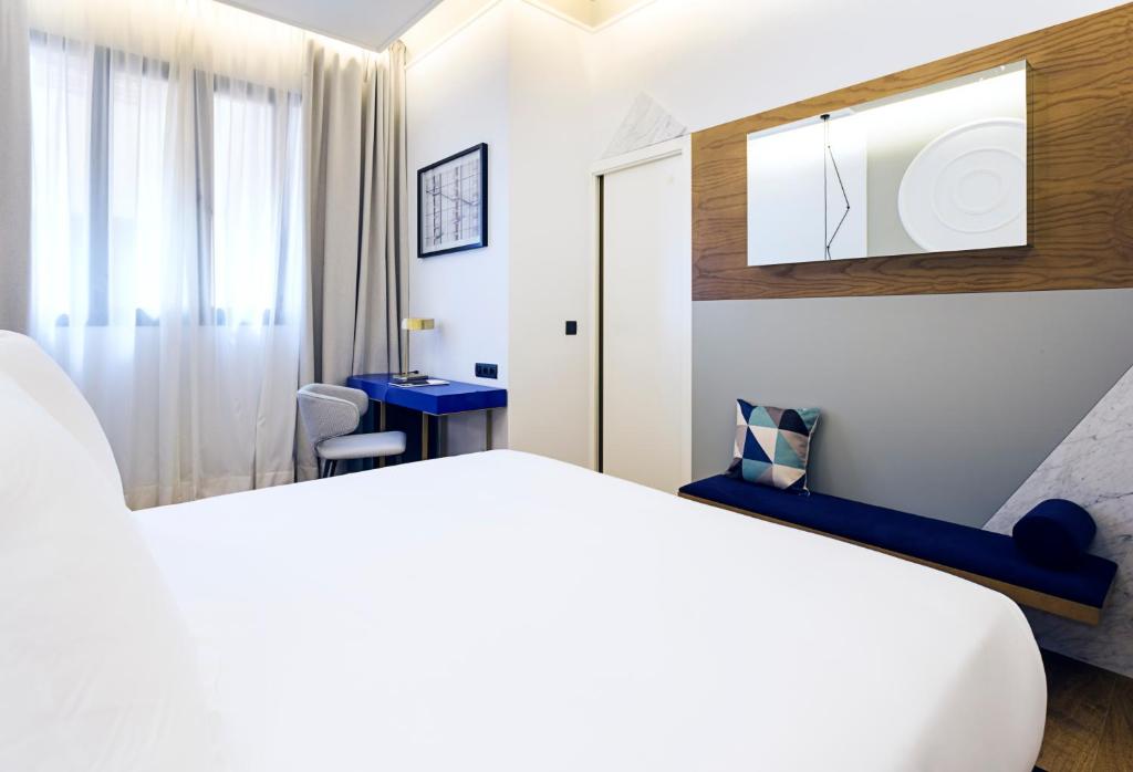 
Standard Double or Twin Room
