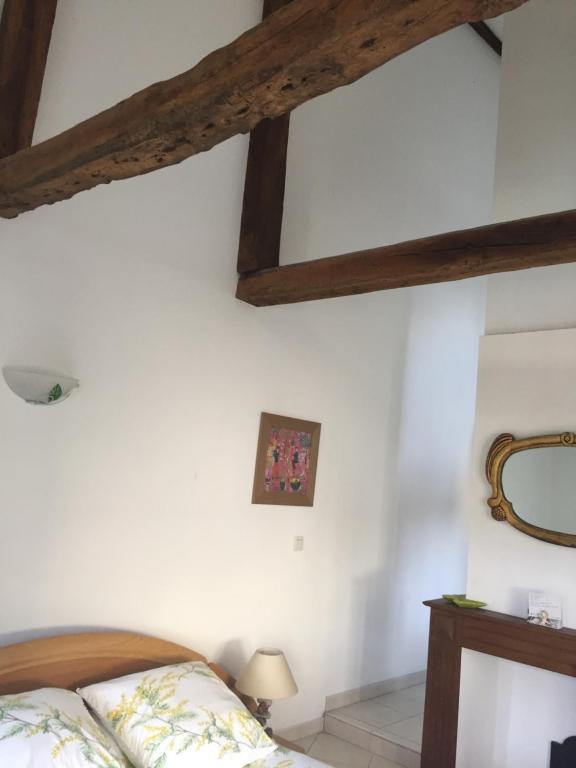 Postel nebo postele na pokoji v ubytování Honfleur à deux