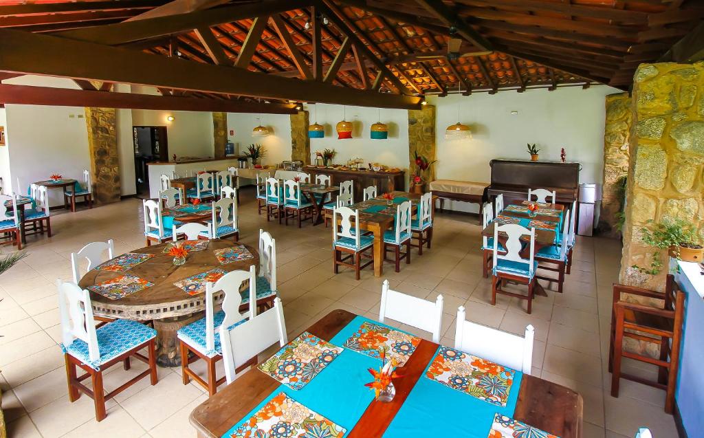 Restaurace v ubytování Pousada Chácara Das Acácias
