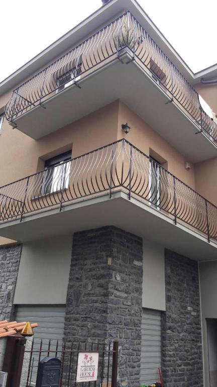 Balkon lub taras w obiekcie Gardens House