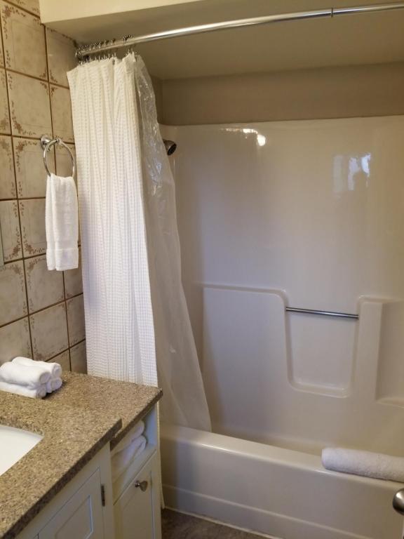 China Creek Cottages - King Studio