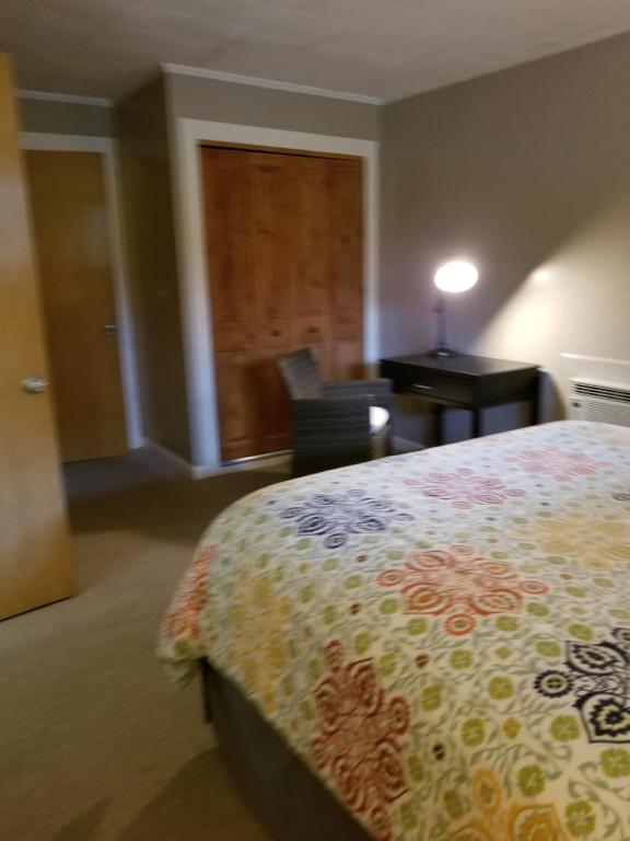 China Creek Cottages - Queen Suite