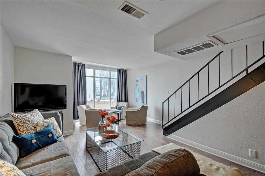 Littlefield Lofts 702, Austin (updated prices 2024)