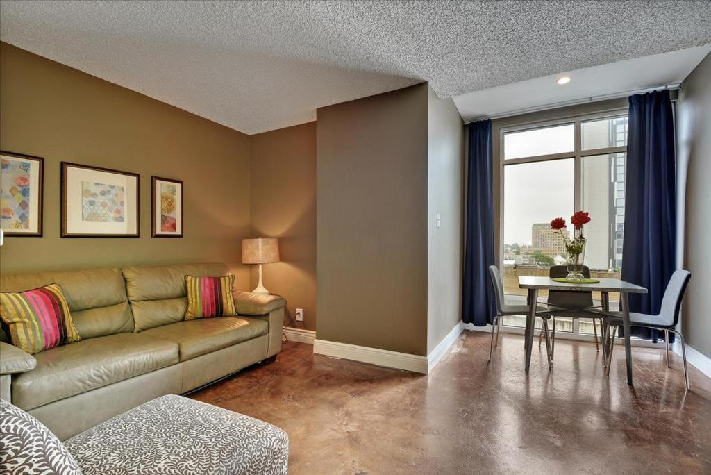 Littlefield Lofts 706, Austin (updated prices 2024)