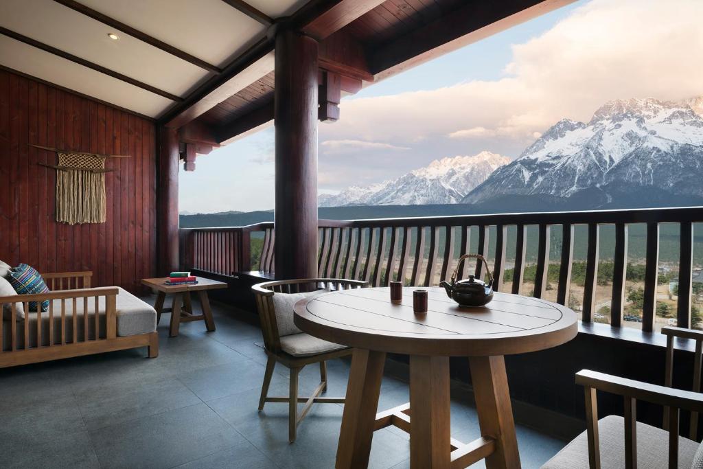 Jinmao Pureal Mountain Liiang - Montaña Ejecutiva Suite - Room King