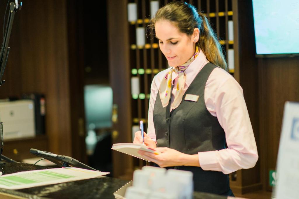 VIVA RIVERSIDE Altstadt Düsseldorf - Resim 9