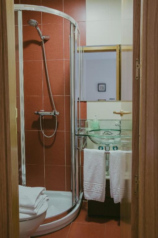 Un baño de Ronda Navarra by Valdesierra