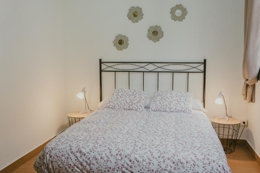 Cama o camas de una habitación en Ronda Navarra by Valdesierra