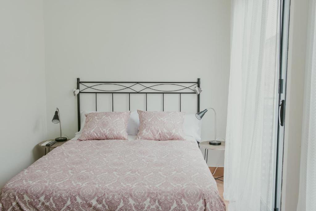 Cama o camas de una habitación en Ronda Navarra by Valdesierra