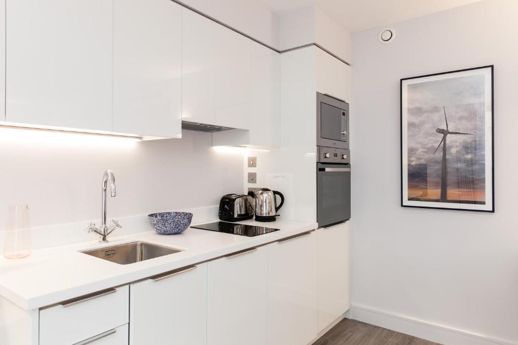 Rockwell East-Tower Bridge - Resim 44