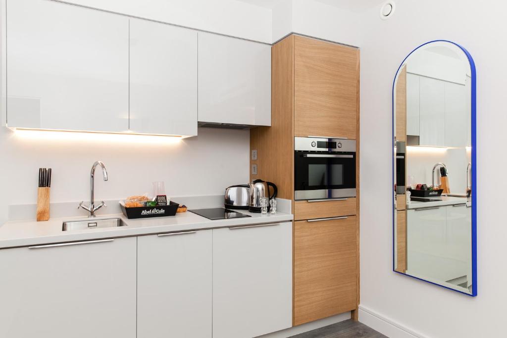 Rockwell East-Tower Bridge - Resim 38