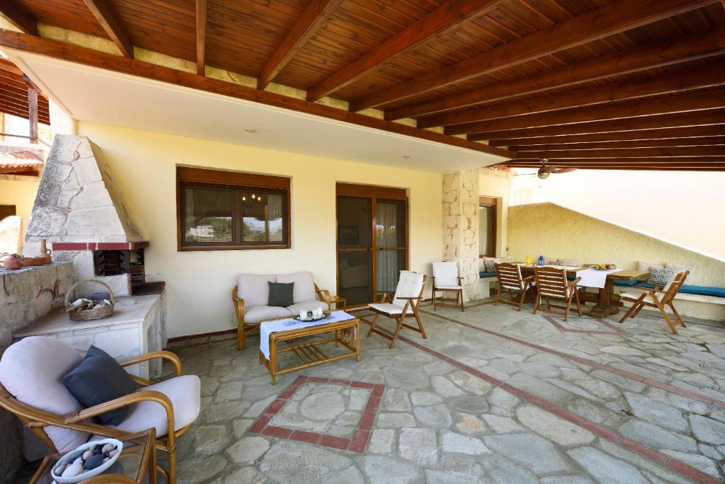 Posezení v ubytování Sani Beach Villa