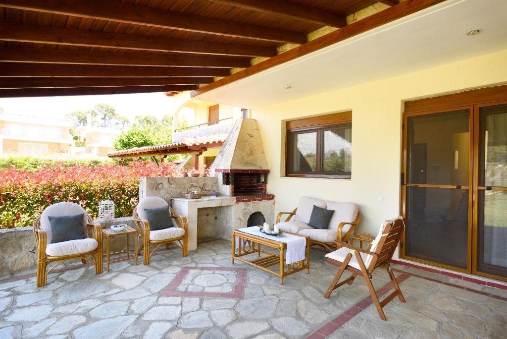 Posezení v ubytování Sani Beach Villa