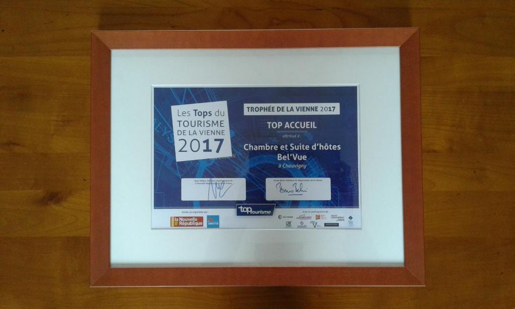 Certifikát, hodnocení, plakát nebo jiný dokument vystavený v ubytování Chambres D'hôtes Bel'vue