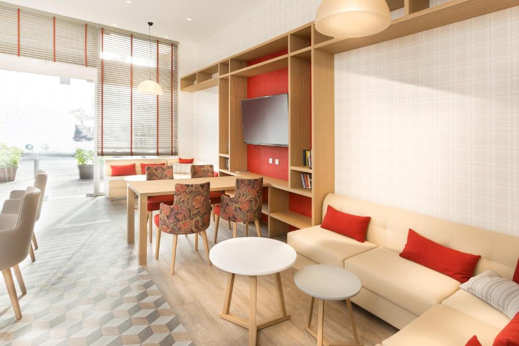 Jason Inn - Resim 18