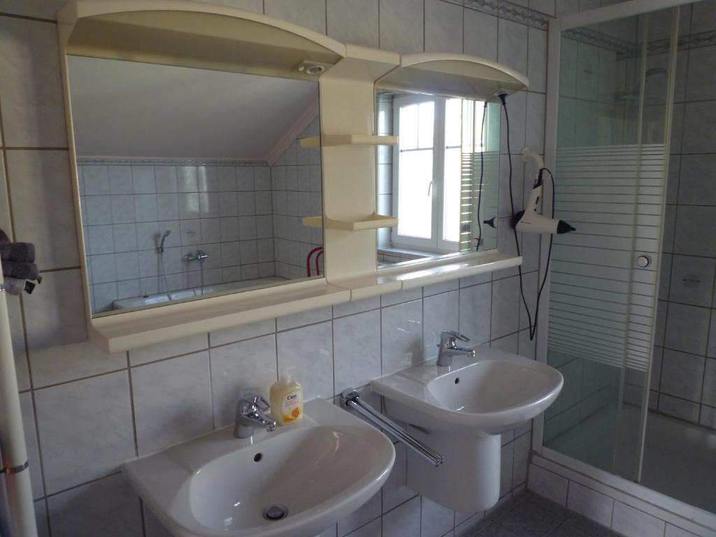 Koupelna v ubytování Gartenpension Prosl