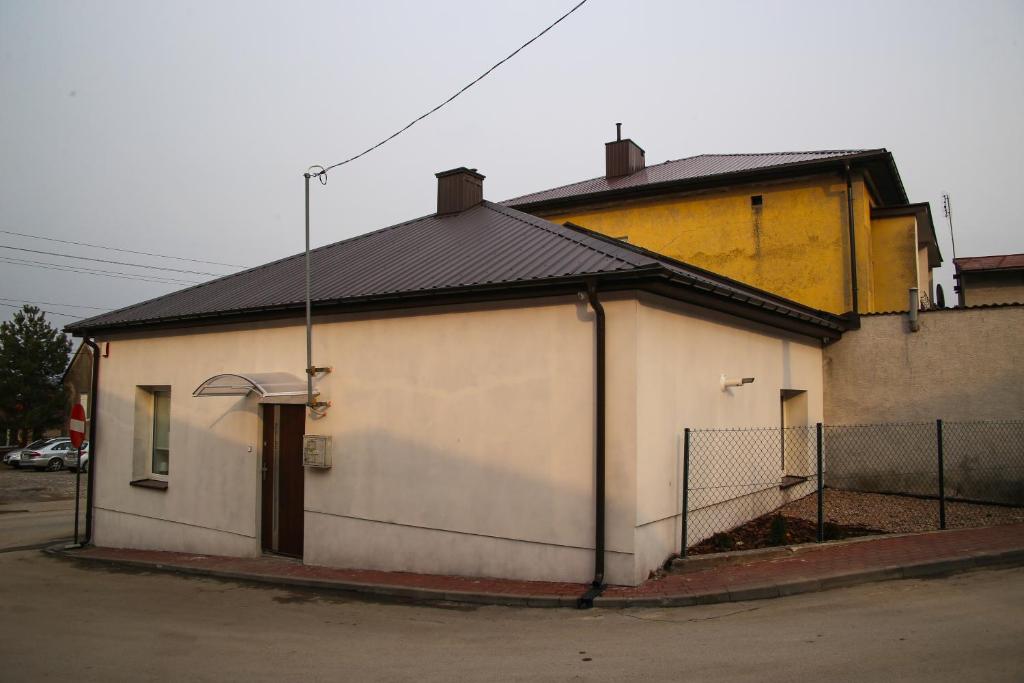 Budynek, w którym mieści się kwatera prywatna