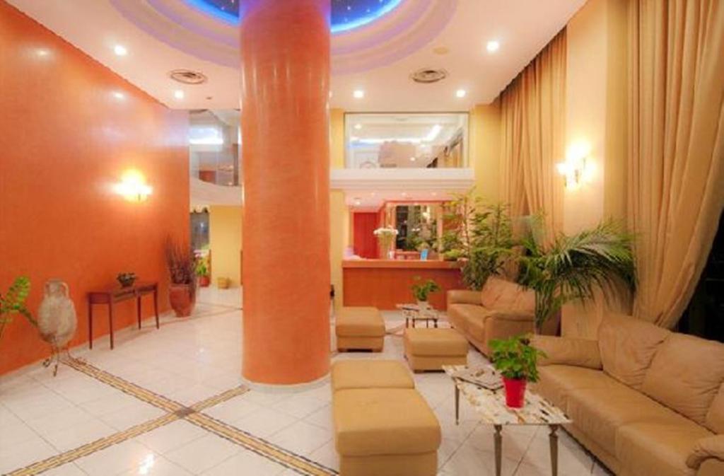 Posezení v ubytování Alexandra Hotel&Apartments