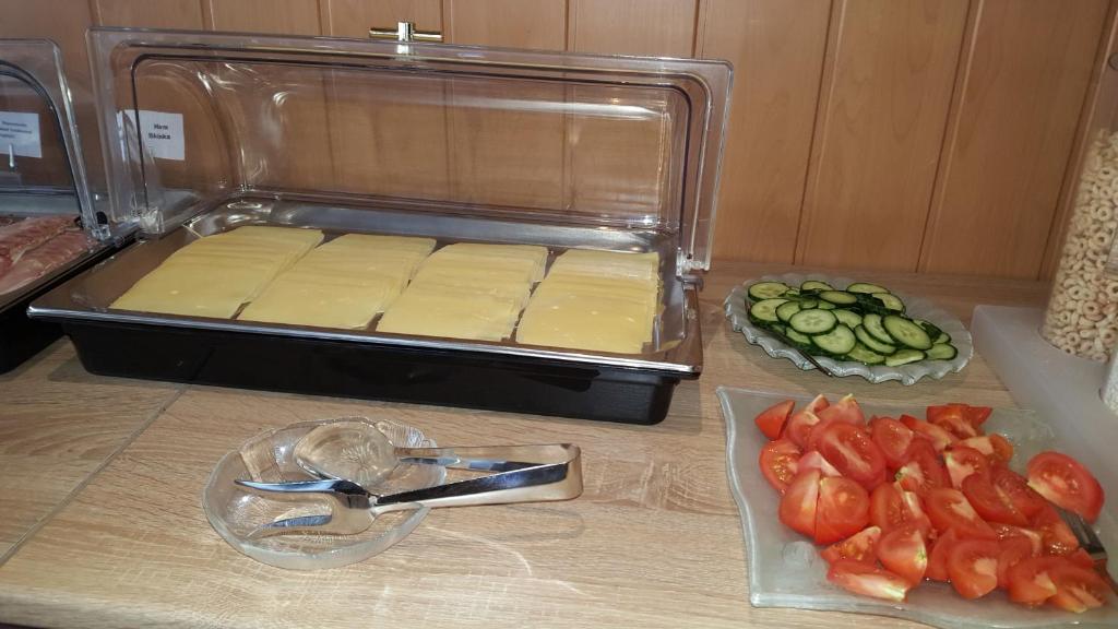 Toit külalistemaja aladel või selle läheduses