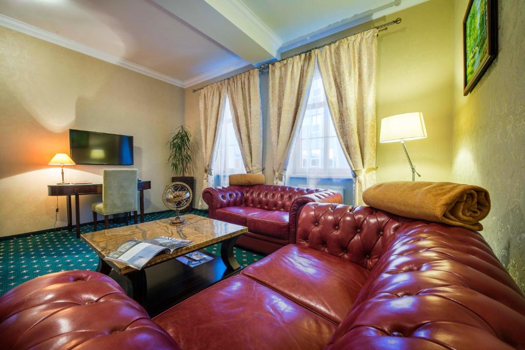 TV a/nebo společenská místnost v ubytování Hotel Europa