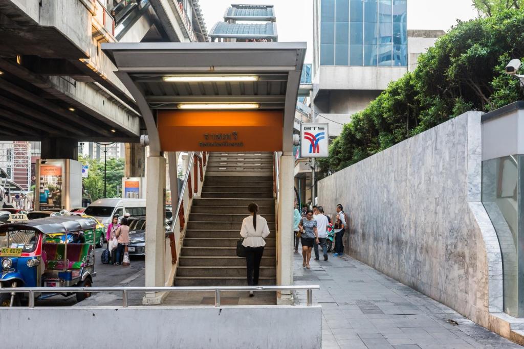 Evergreen Place Siam by UHG - Resim 5