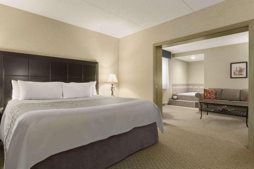 Travelodge by Wyndham Winnipeg East - Resim 34