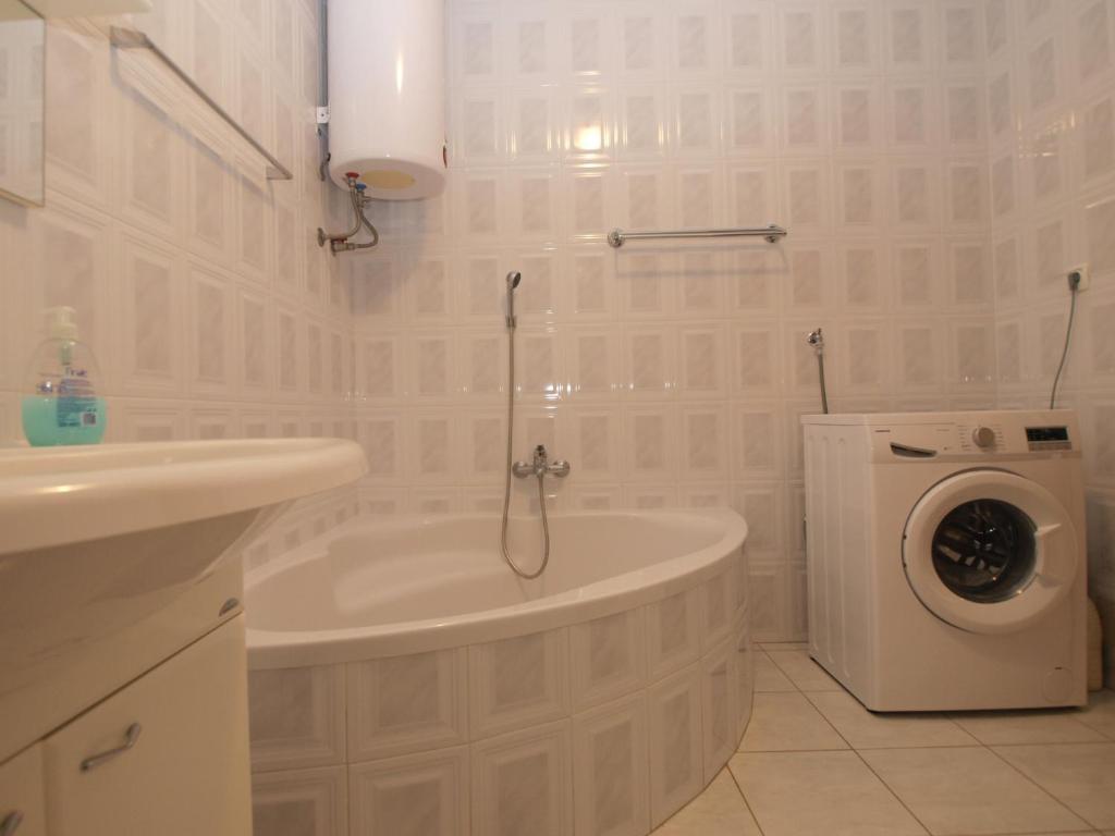 Zdjęcie z galerii obiektu Apartment Dean 1595 w Fažanie
