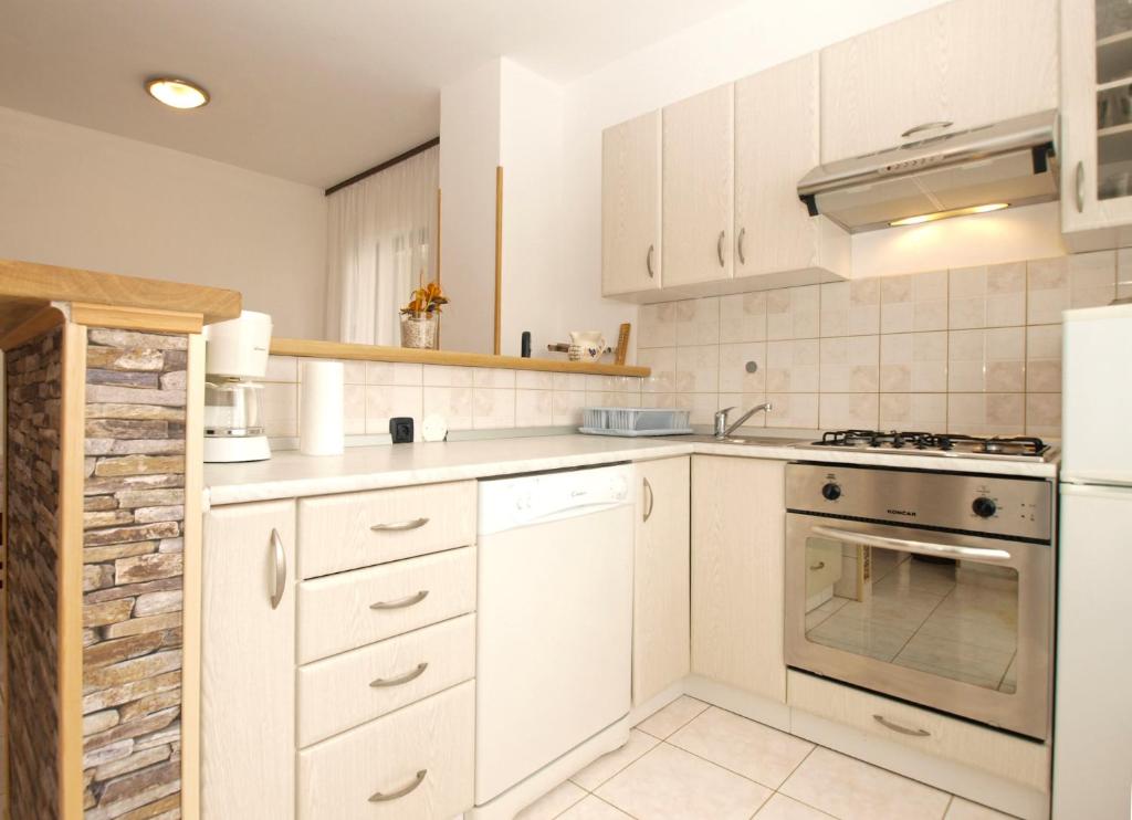 Zdjęcie z galerii obiektu Apartment Dean 1595 w Fažanie