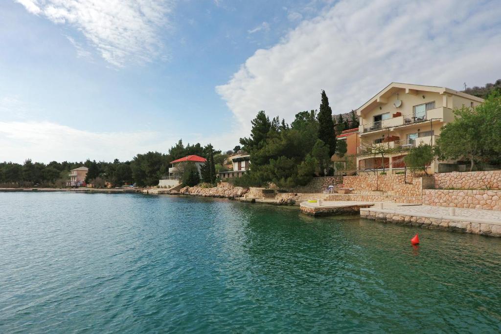 Apartments by the sea Starigrad Paklenica - Apartamento De Una Habitación