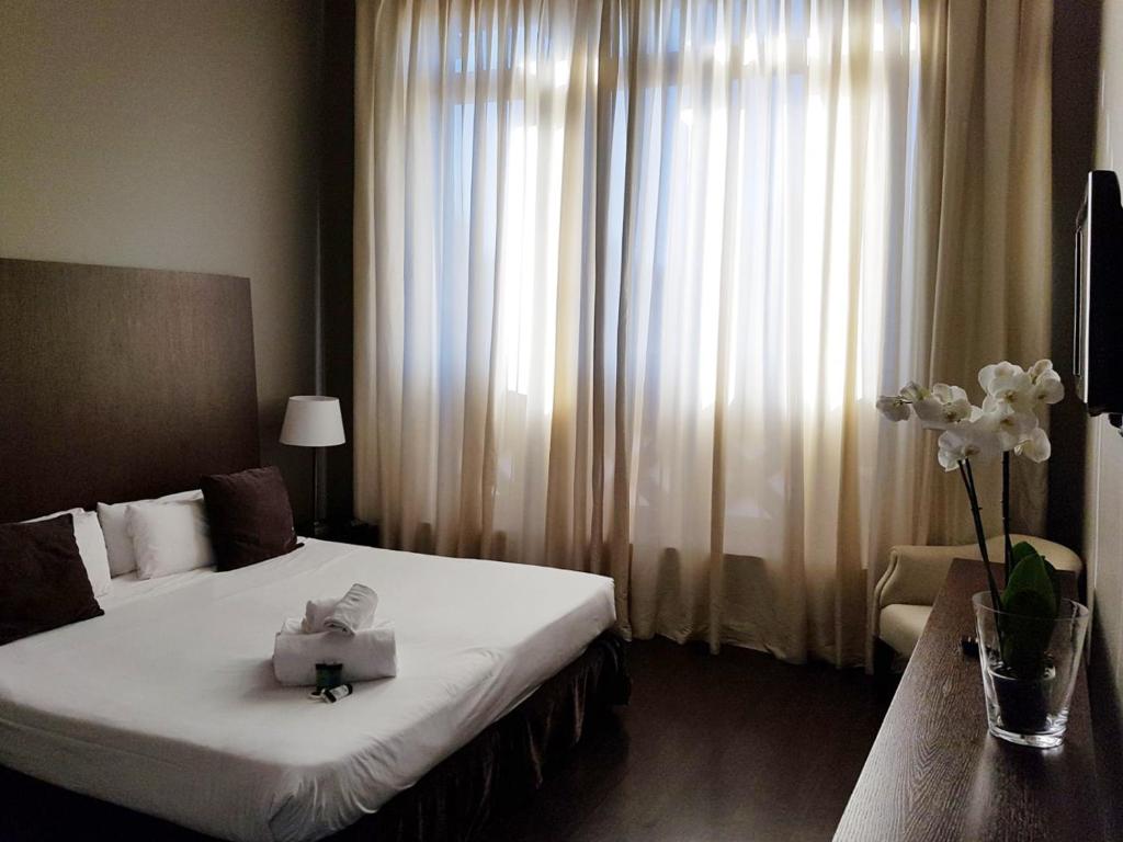 A room at the Hotel Ramblas Internacional.