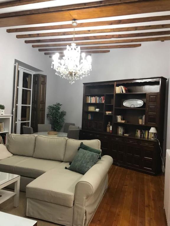 Posedenie v ubytovaní Casa Condal de Reyna