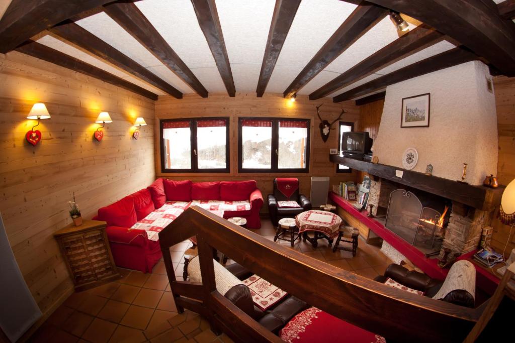 Posezení v ubytování Hôtel - Restaurant - Bar - Le Sapin Fleuri