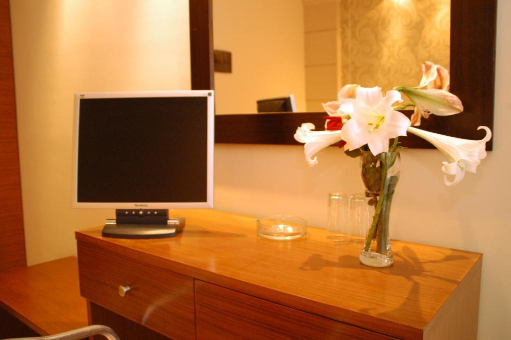 Saint Amon Hotel - 5