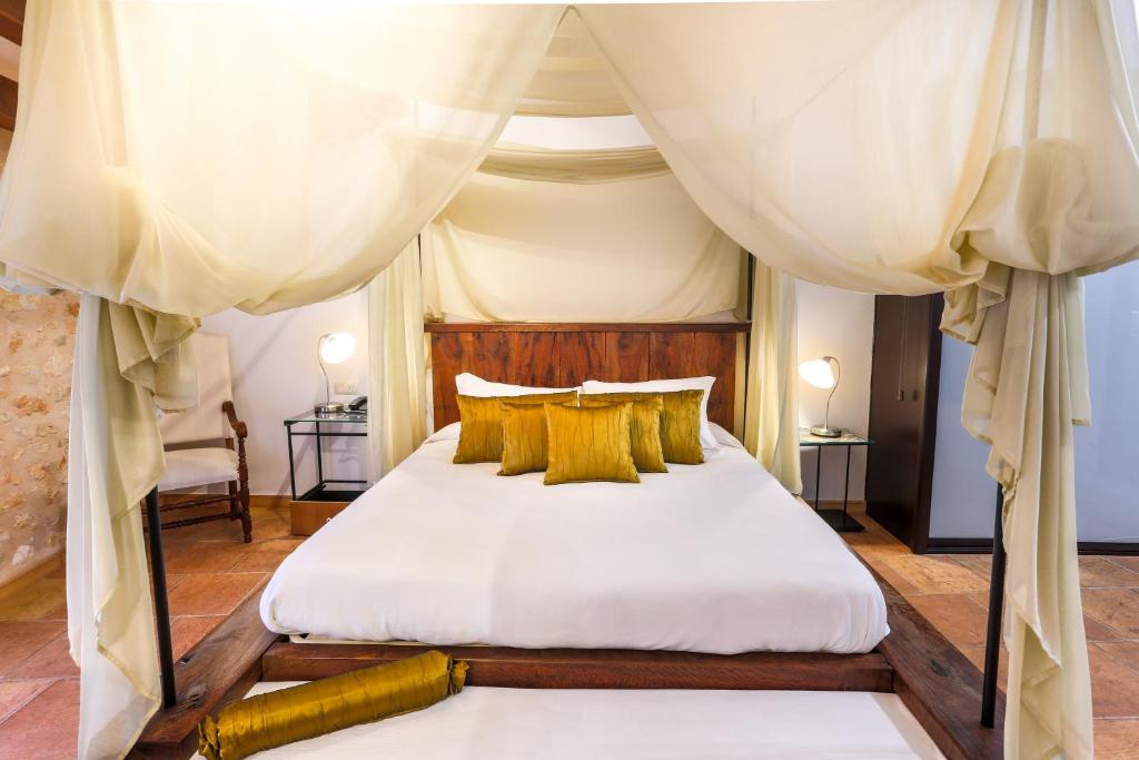 Can Joan Capo - Adults Only - 2