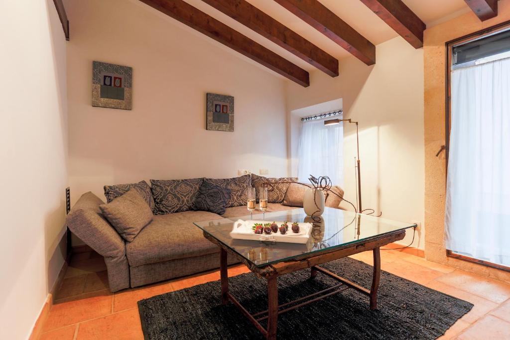 Can Joan Capo - Adults Only - 6