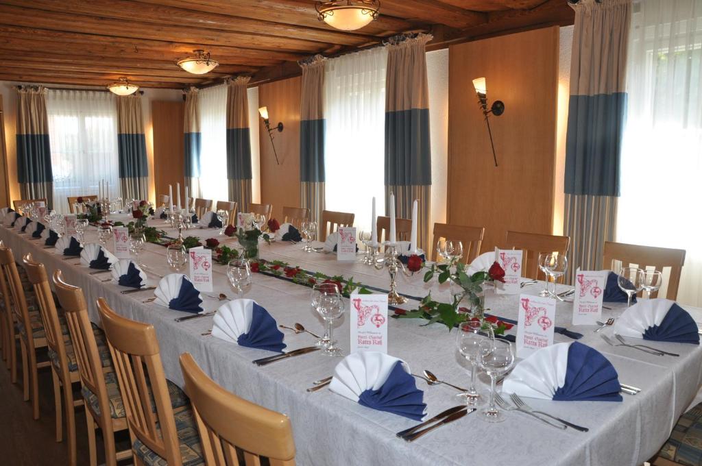 Restaurace v ubytování Hotel-Gasthof Rotes Roß