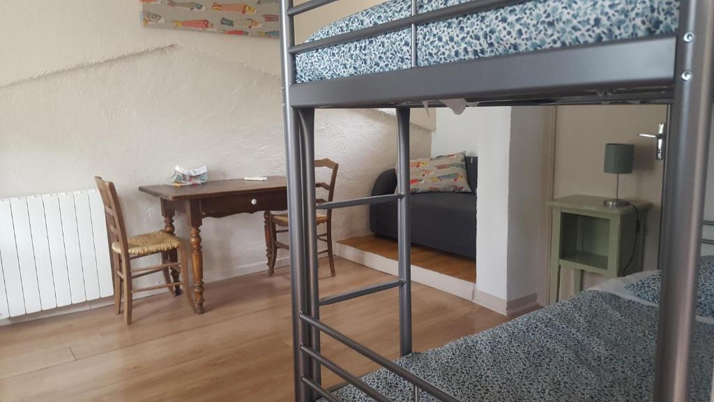 Chambres d'hôtes de la gardy - Habitación Familiar Con Baño Privado