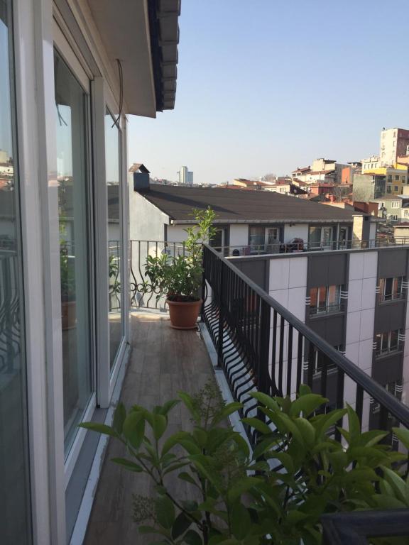 Balkón nebo terasa v ubytování The White Swan Suites Beyoglu