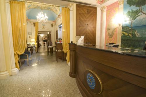 Lobby alebo recepcia v ubytovaní Hotel Alba