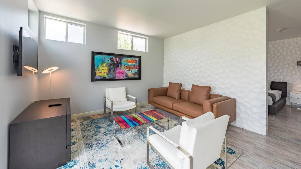 Lexen Hotel - North Hollywood Near Universal Studios photo