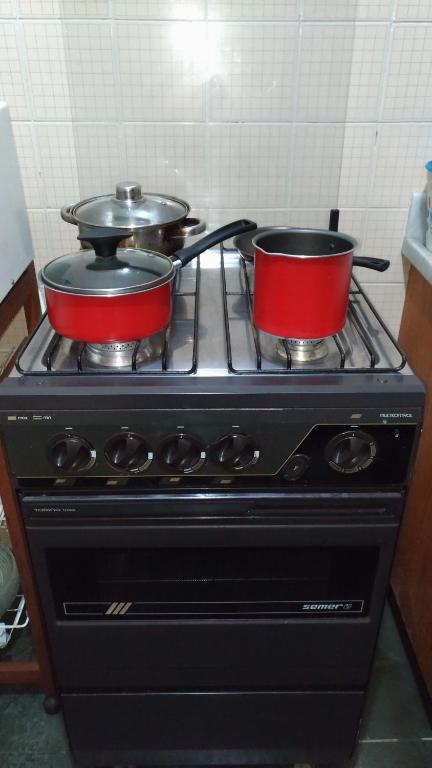  guaica - otima localização 05 pessoas - 200 mts da praia