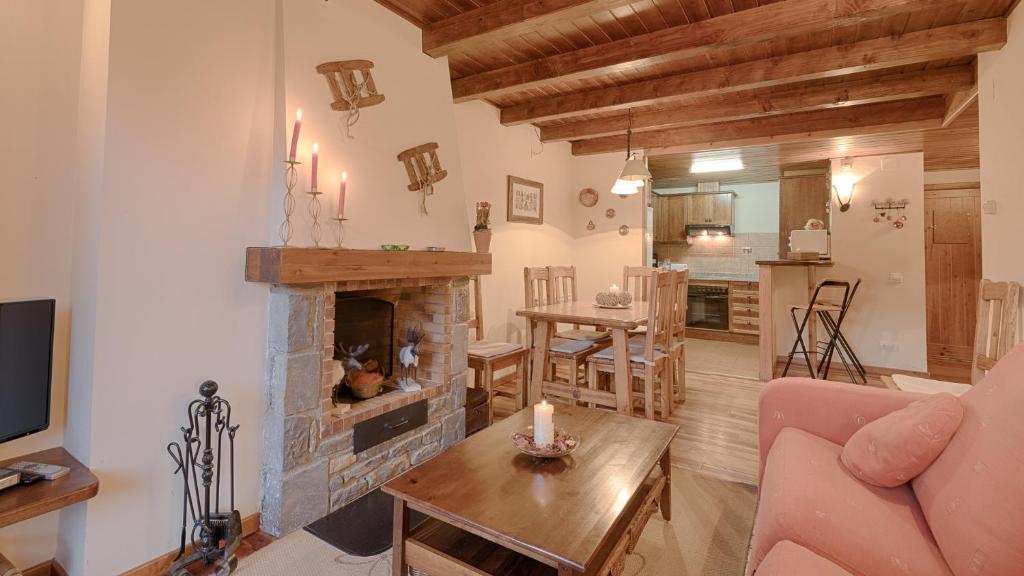 TV a/nebo společenská místnost v ubytování Saplan Real Estate PLETA NHEU