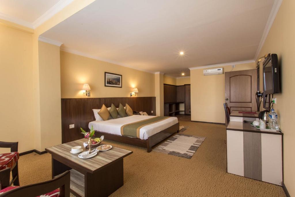 Eldhús eða eldhúskrókur á Mount Kailash Resort
