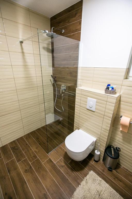 Kúpeľňa v ubytovaní Luxury apartment Elis with private pool