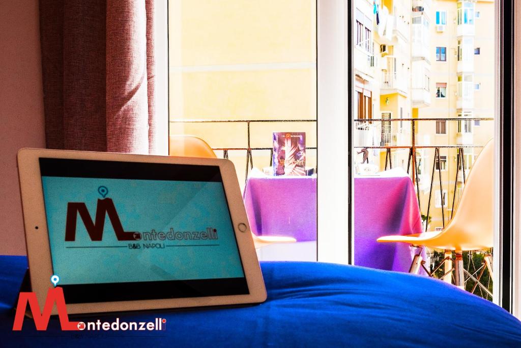 Telewizja i/lub zestaw kina domowego w obiekcie Montedonzelli B&B